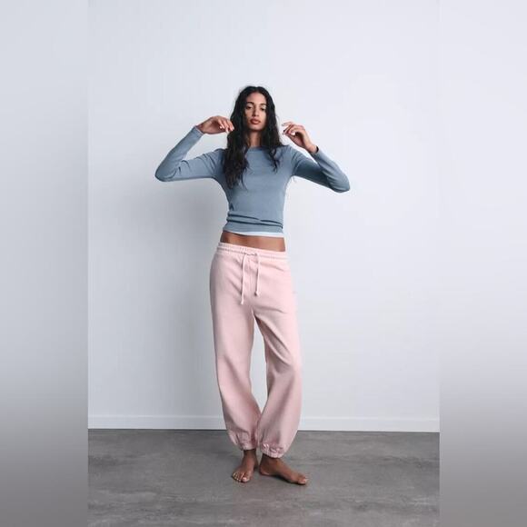 NWT Plush Jogging Pants Size Medium - Picture 1 of 10